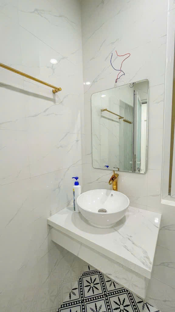 Nhà hẻm ô tô Quận 7 – Sổ hồng riêng, giá tốt chỉ 7,5 tỷ!
